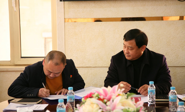 与设计队.jpg