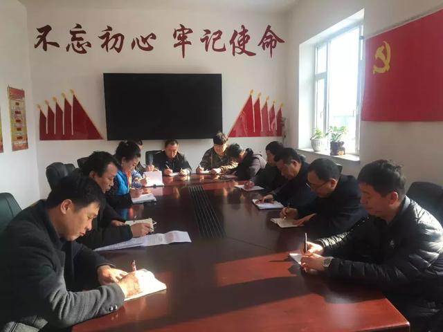 天桥岭林业：领导班子下基层调研督导扫黑除恶工作